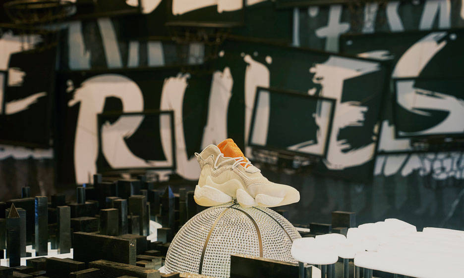 adidas Originals 于北京三里屯打造春季 “疯” 潮