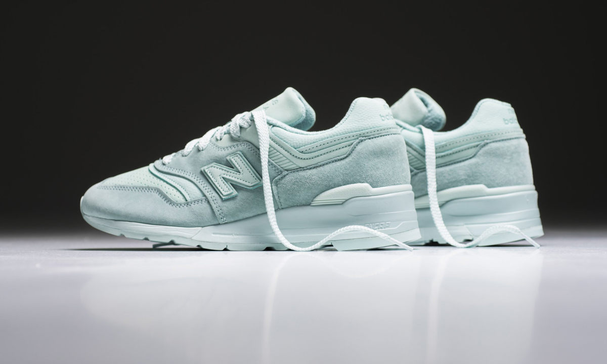 New Balance M997LBE 薄荷朱莉配色跑鞋释出