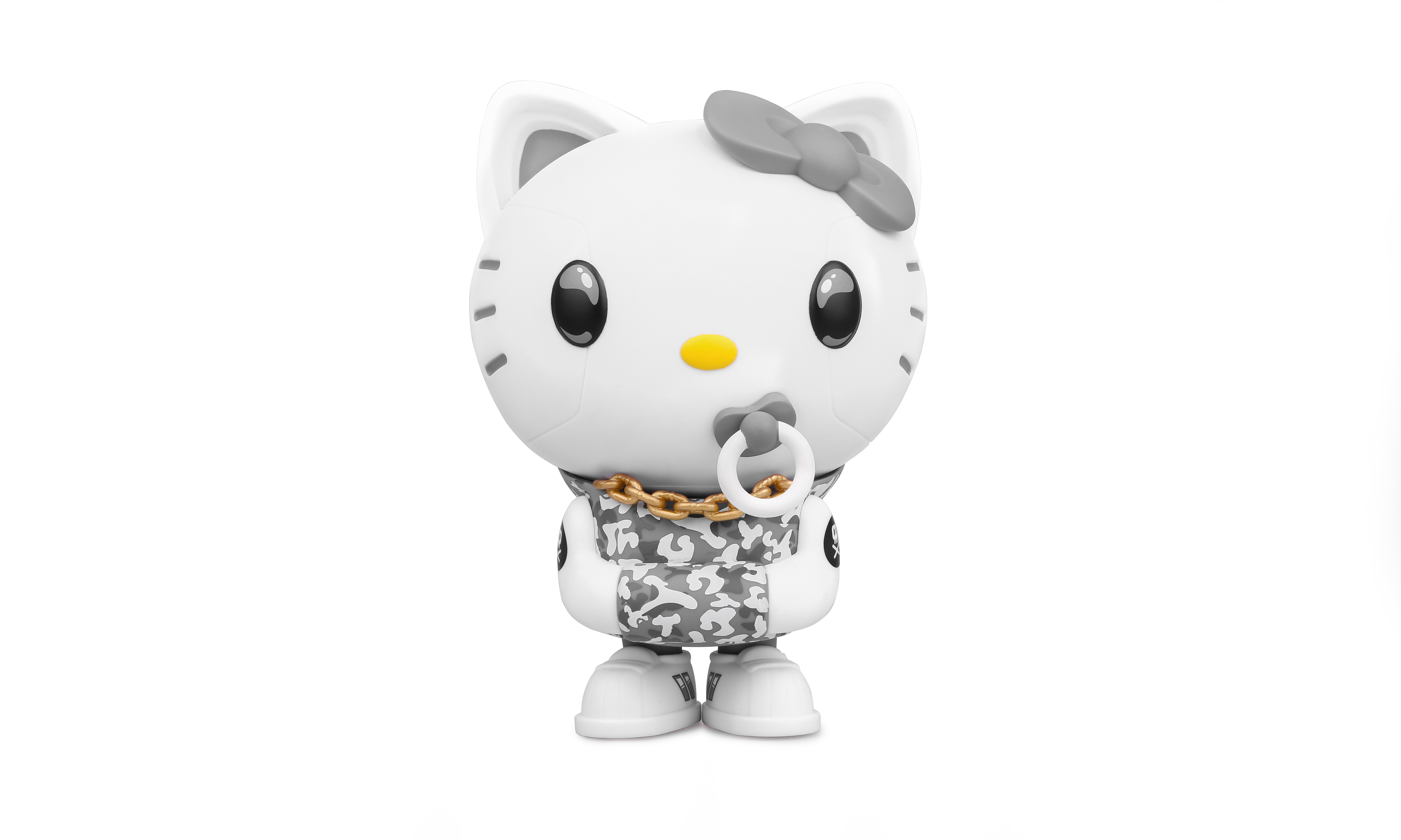 Kidrobot 推出 ZWYN 特别版 Hello Kitty by Quiccs 公仔