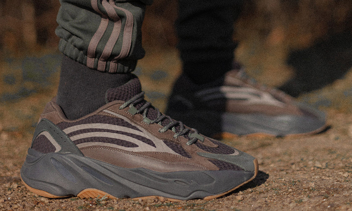 抢先预览 Yeezy Boost 700 V2 “Geode” 配色实物上脚照