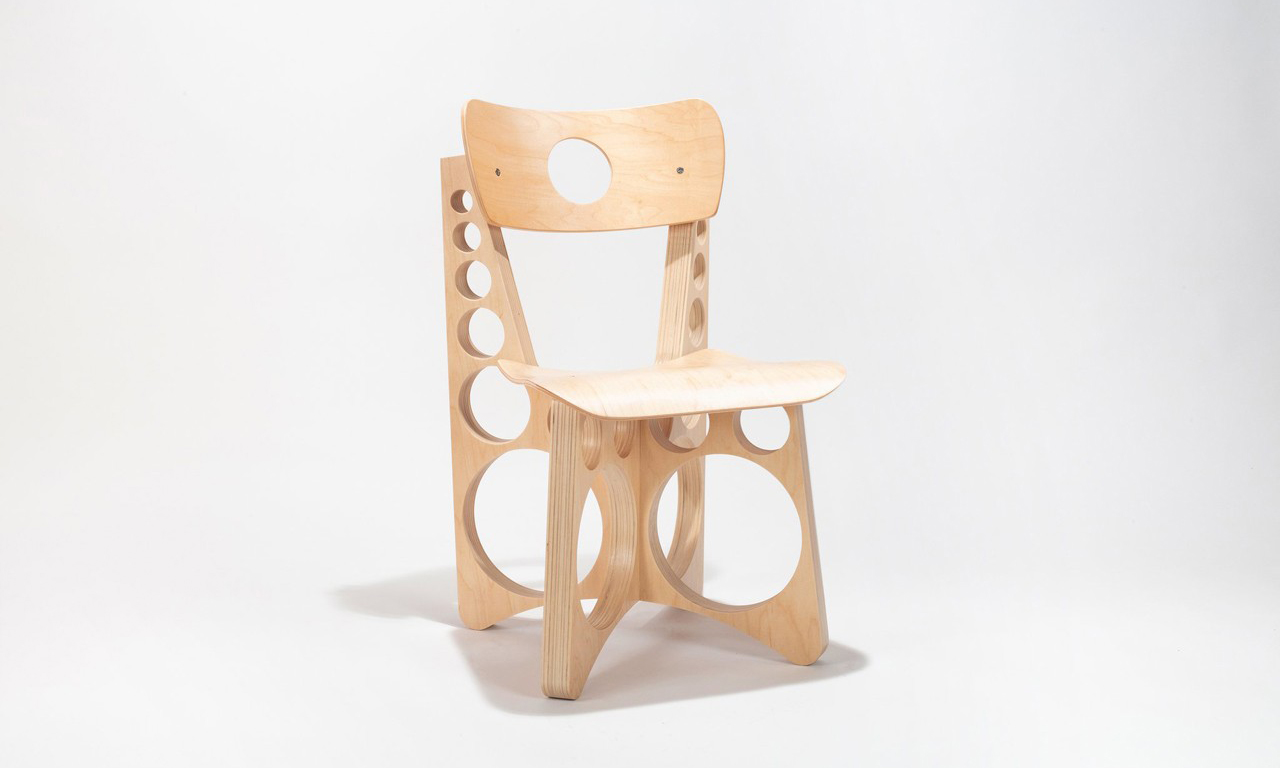 Tom Sachs 发售 ‘Shop Chair’ 限量凳椅