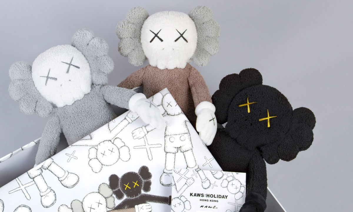 庆祝《KAWS:HOLIDAY》登场，20″ Companion 毛绒公仔即将开售