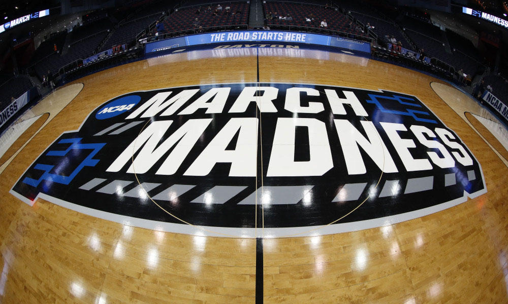 NCAA “疯狂三月” 终于决出 “甜蜜十六强”