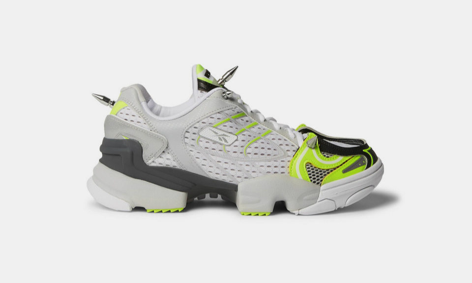 VETEMENTS x Reebok 联名 Spike Runner 400 鞋款发售