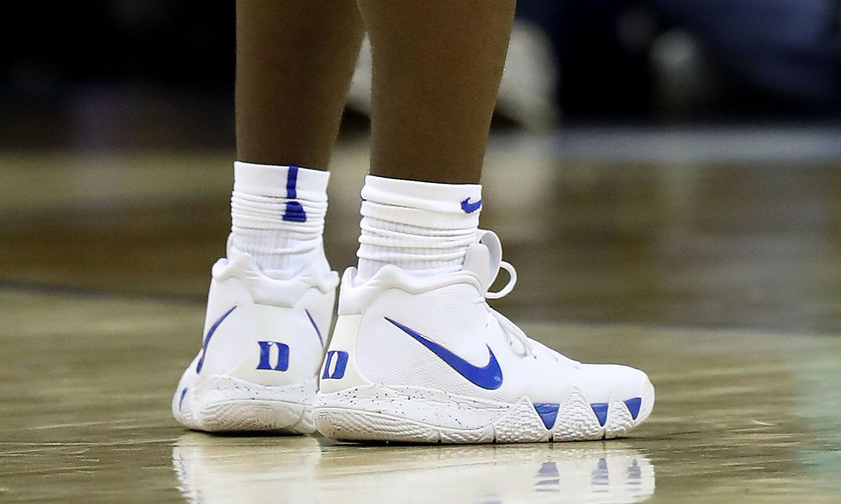 亡羊补牢？Nike 为 Zion Williamson 量身定做加强版 Kyrie 4