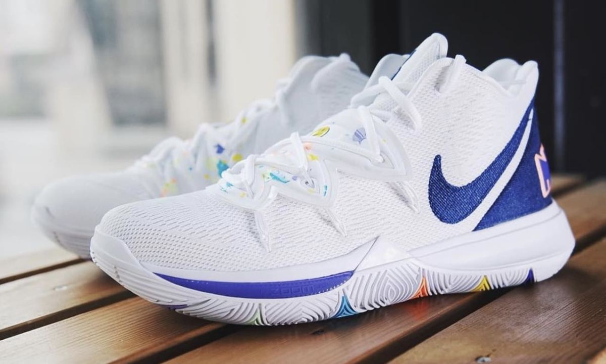 Kyrie 5 现已加入 “Have a Nike Day” 豪华午餐