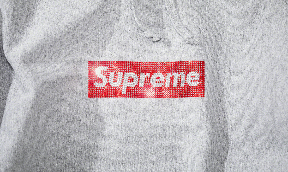 Supreme 携手施华洛世奇呈现 25 周年限定系列