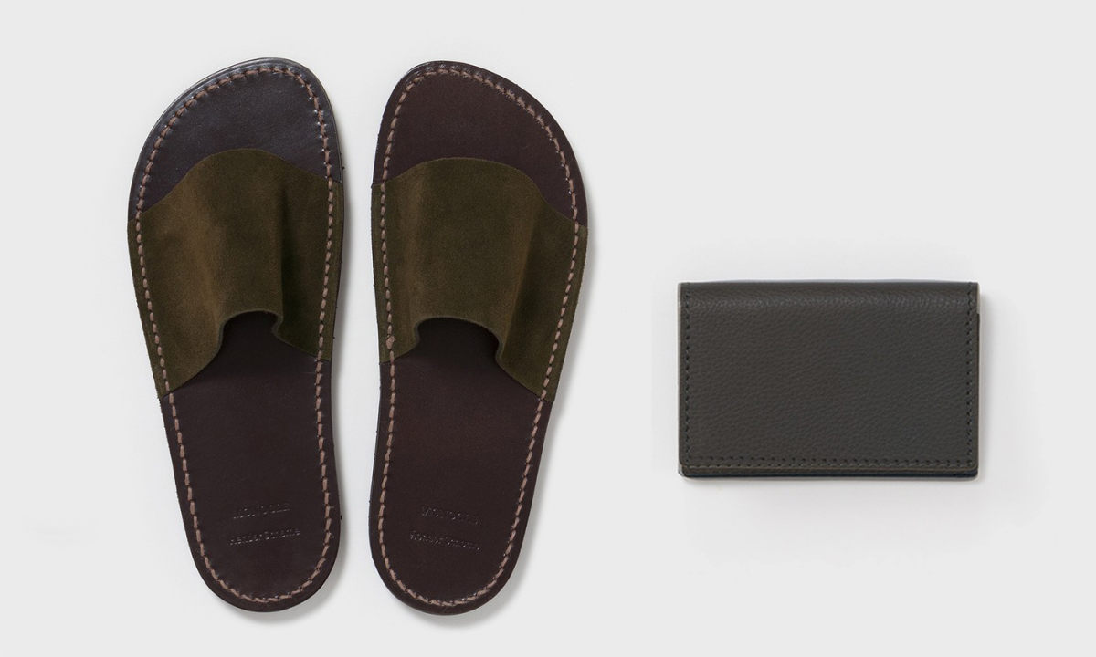 Hender Scheme x Monocle 发布卡片套与拖鞋