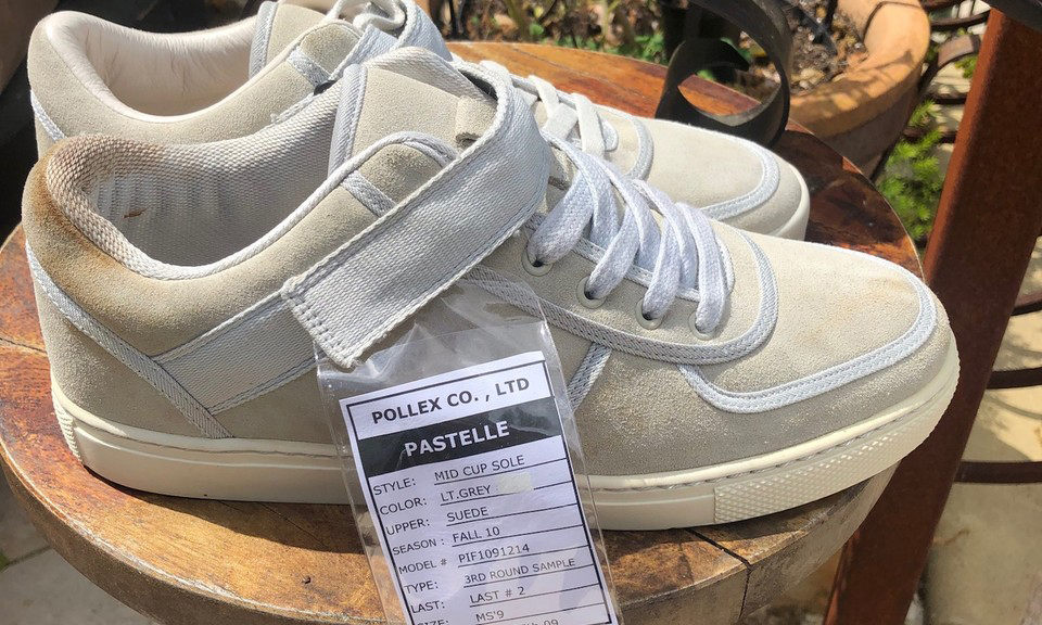 全球仅此一双，Kanye West 设计的 Pastelle 球鞋 Sample 现正出售