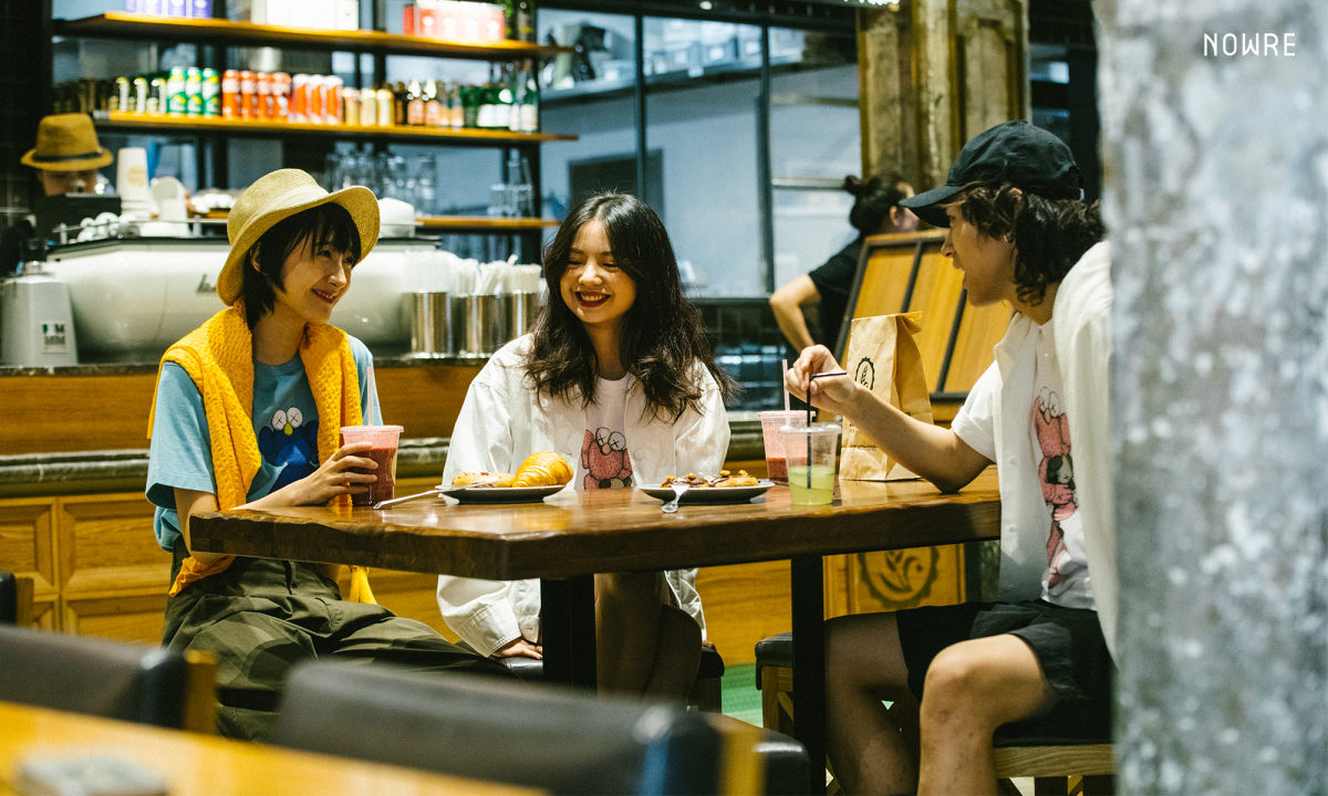 UNIQLO 如何让 KAWS 变得触手可及？