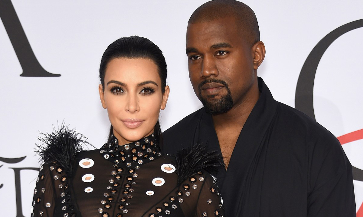 Kanye West 与 Kim Kardashian 迎来他们的第四个孩子