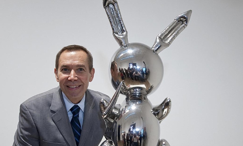 Jeff Koons “兔子” 雕塑创在世艺术家拍卖纪录