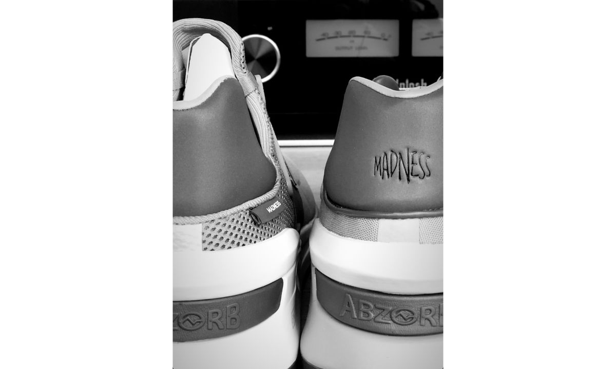 MADNESS x New Balance 997S 联名鞋款曝光