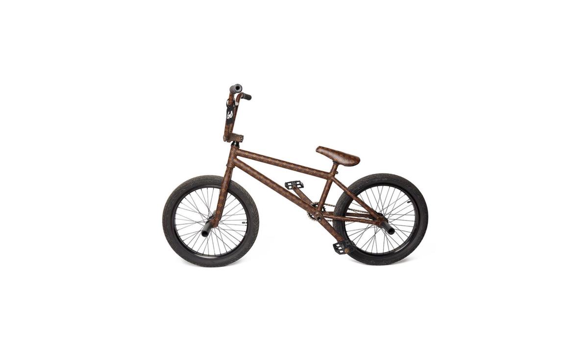 BMX 车神 Nigel Sylvester 联合 Louis Vitton 推出别注系列单车