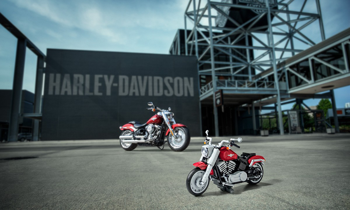LEGO 与 Harley-Davidson 合作推出创意百变高手系列肥仔摩托车