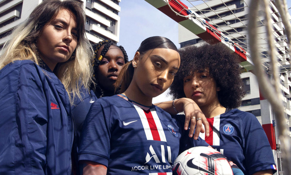 巴黎圣日耳曼 x Nike 发布 2019-2020 复古系列球衣