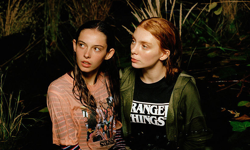 《Stranger Things》 联名追加，Pull＆Bear 推出剧照台词 T 恤