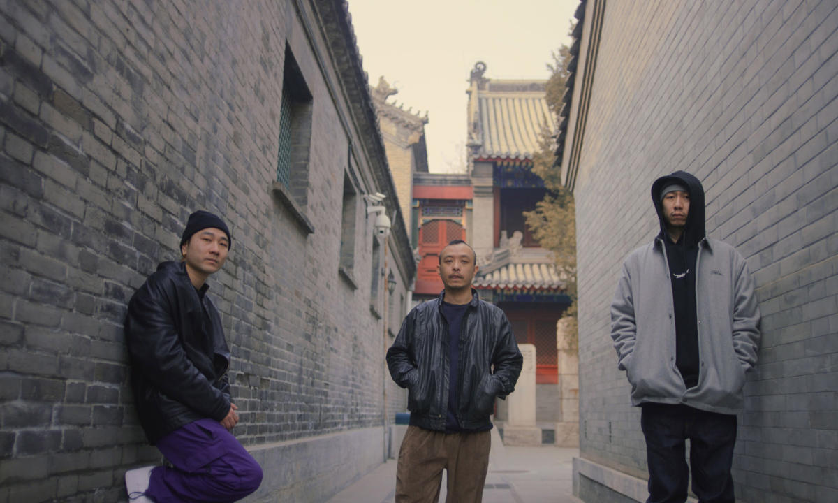 龍胆紫加入 Beat x Beat 音乐短片系列，讲述单曲《Goldie》幕后制作故事