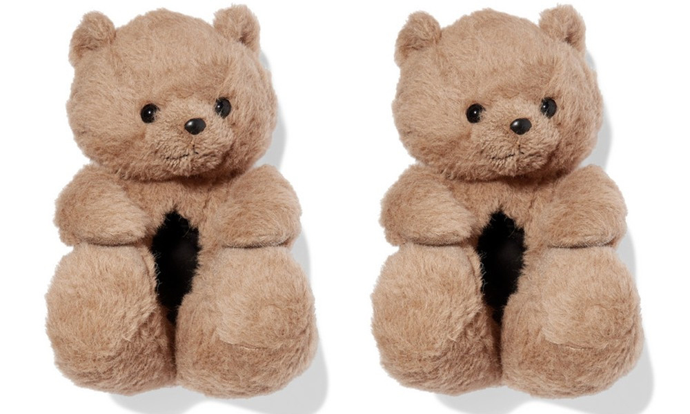 售价高达 990 美元，VETEMENTS 推出泰迪熊款 “毛绒拖鞋”