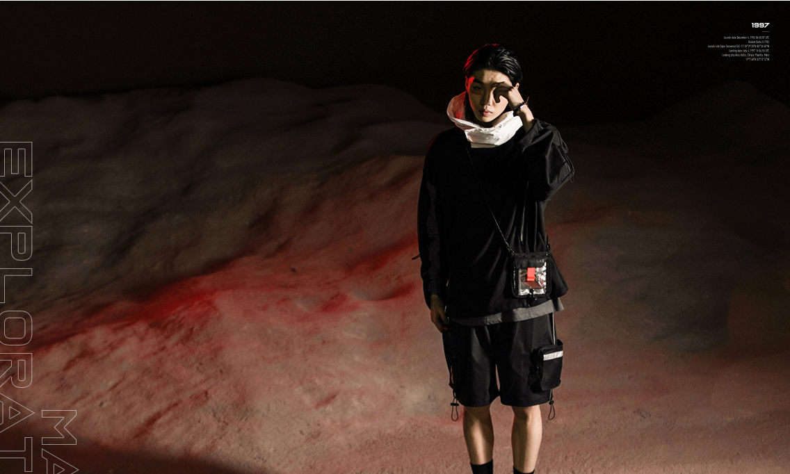 COMBACK 联手美国品牌 RASTACLAT 打造 “MARS EXPLORATION 火星探索” 系列