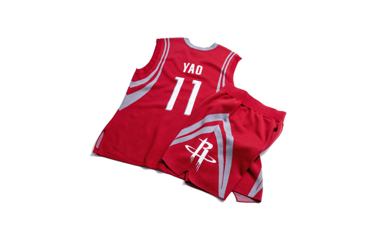 CLOT 与 Mitchell & Ness 联手创作 “姚明” 系列