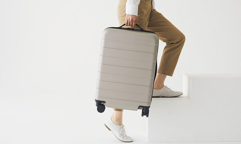 提高容量降低重量，一年售出两万个的 MUJI 旅行箱推出改良版本