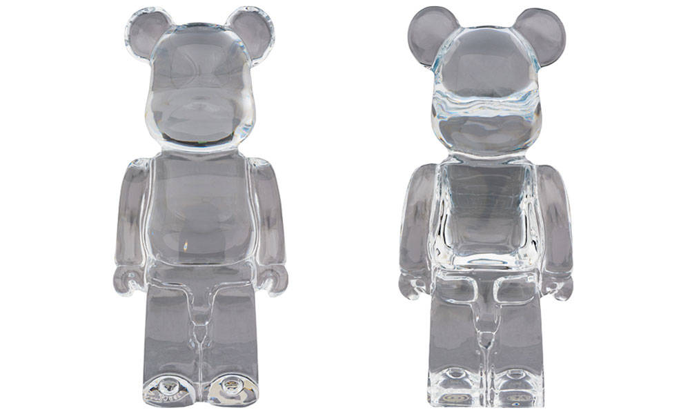 晶莹剔透到「模糊」，Baccarat x MEDICOM TOY 联名 BE@RBRICK 新作登场