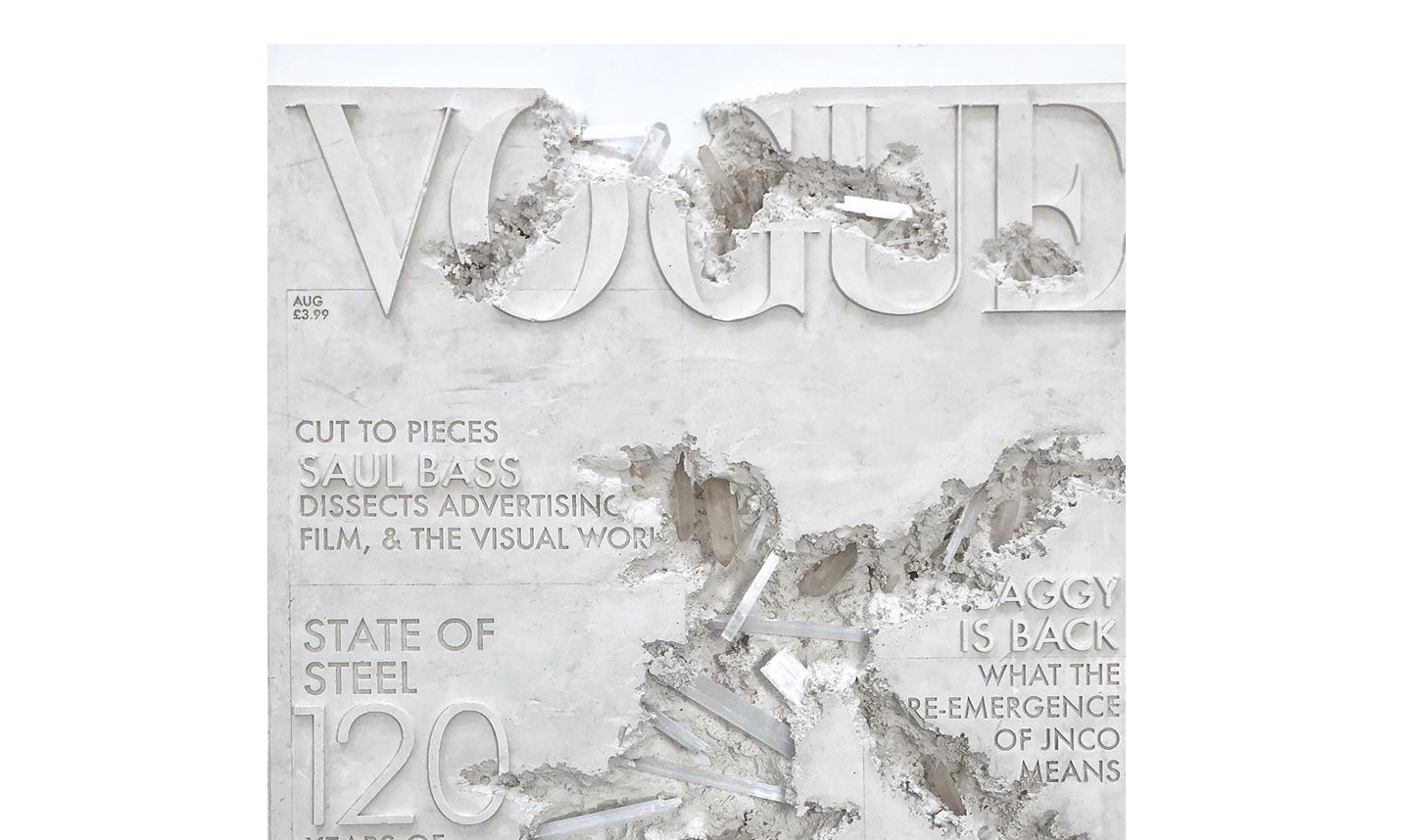 艺术家 Daniel Arsham 作品《石英腐蚀的 VOGUE 101 杂志》拍出 29 万美元