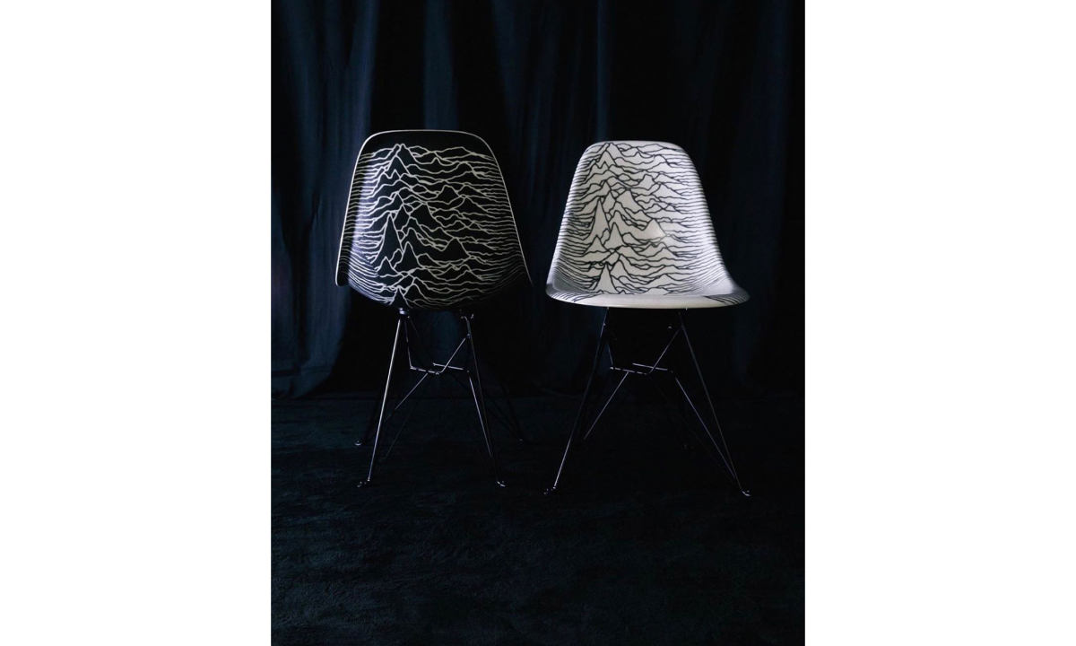 PLEASURES 与 Modernica 打造《Unknown Pleasures》主题贝壳椅