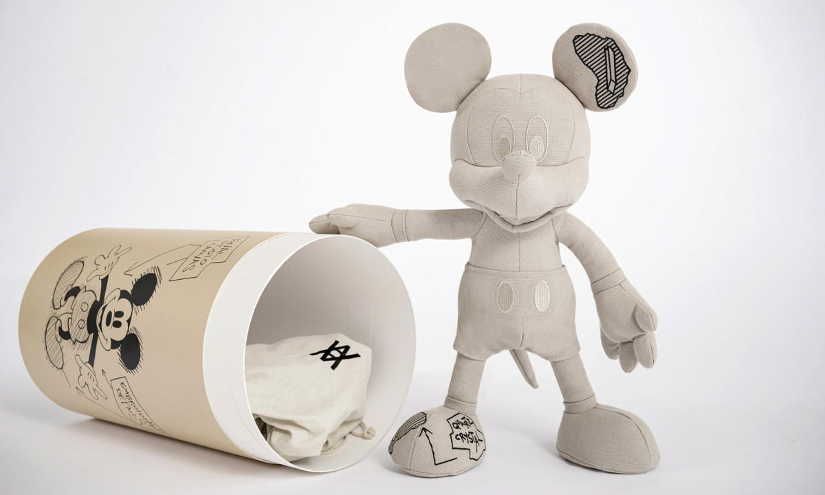 INNERSECT 首发，Disney x Daniel Arsham x APPortfolio 三方联乘系列释出