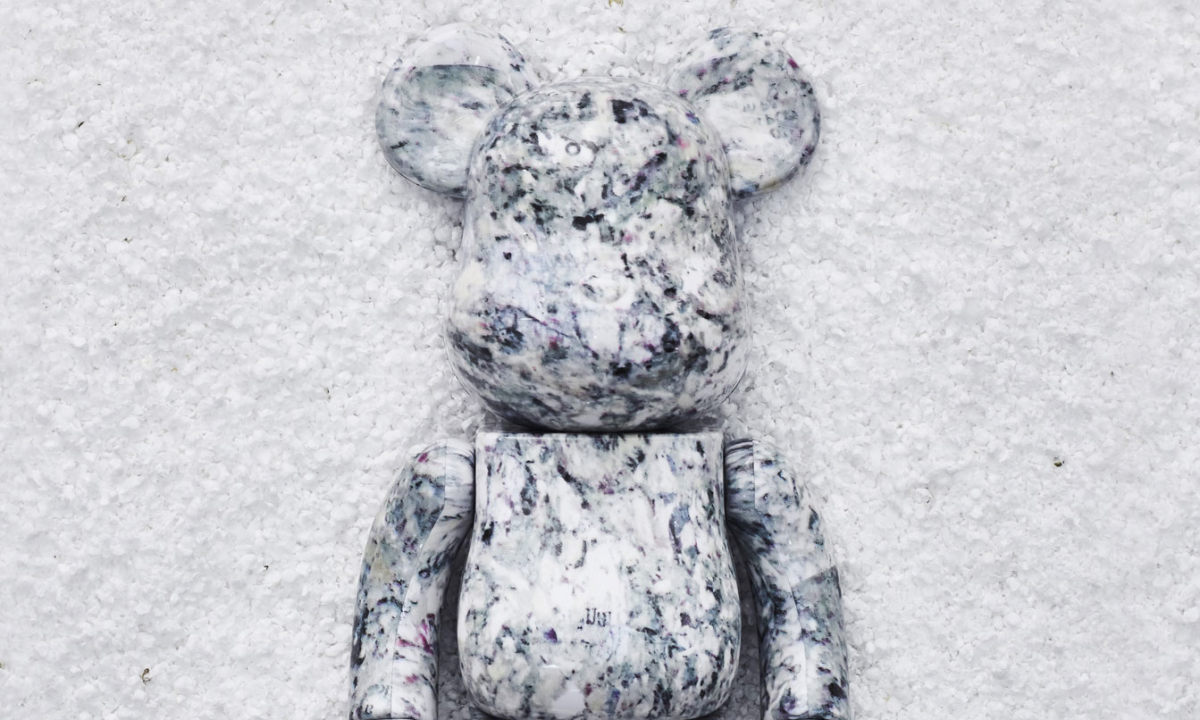 OSBBAT x MEDICOM TOY「Rough Draft」BE@RBRICK 公仔将于 INNERSECT 限量补货
