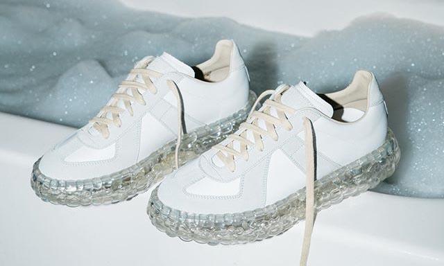 Maison Margiela 为经典 German Army Trainers 加上了泡泡气垫