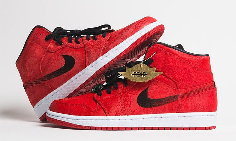 「丝绸之路」继续！CLOT x Air Jordan I Mid「红丝绸」公布