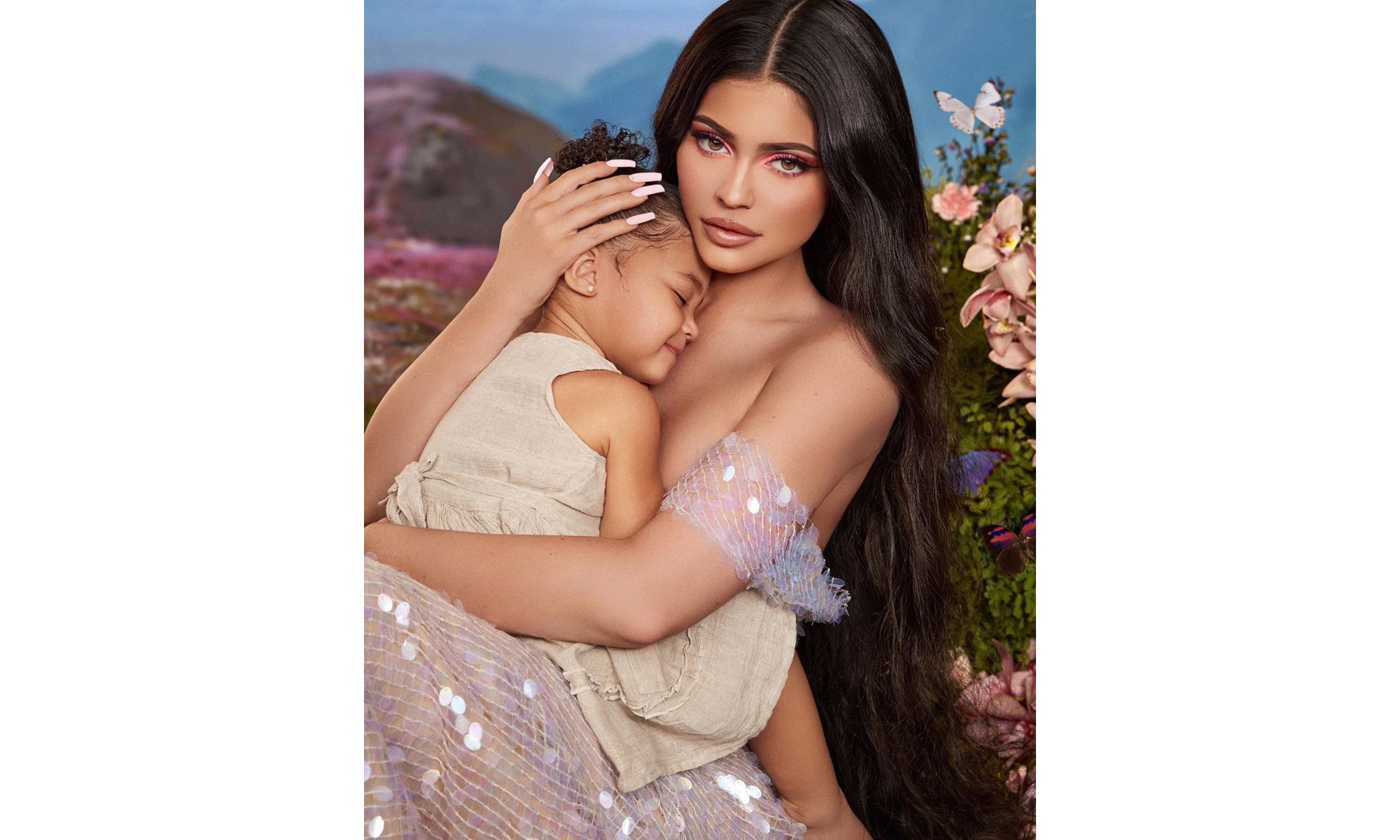 Kylie Cosmetics 以 Stormi 为灵感推出美妆套装
