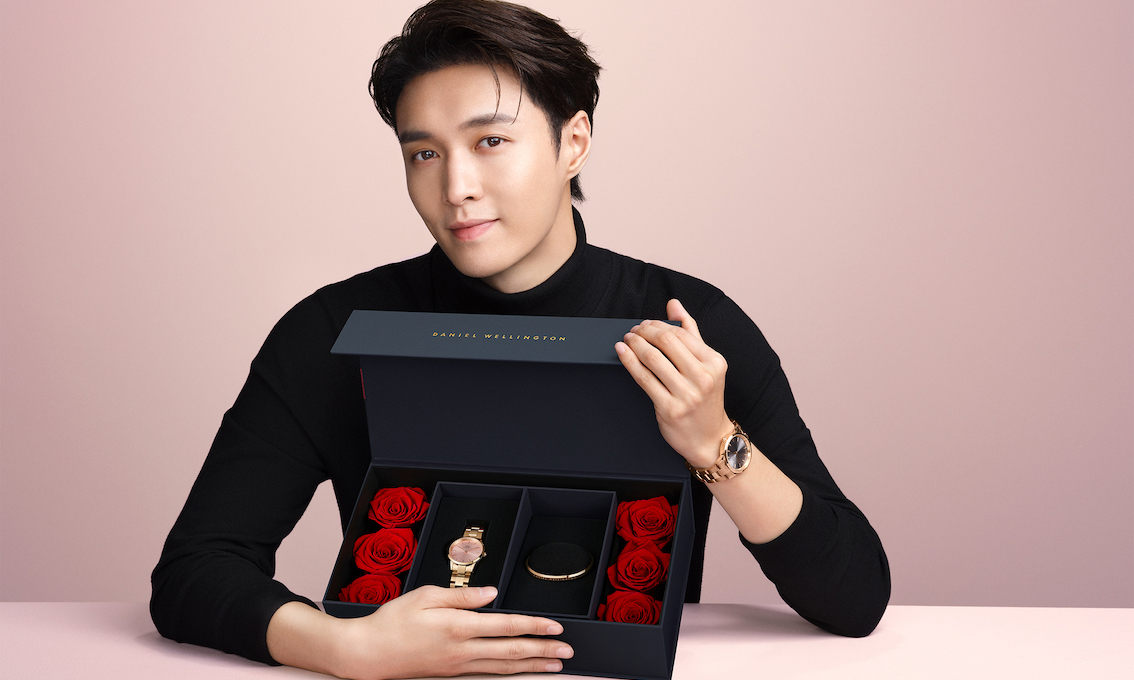 DANIEL WELLINGTON 推出情人节限定 ICONIC LINK 腕表系列