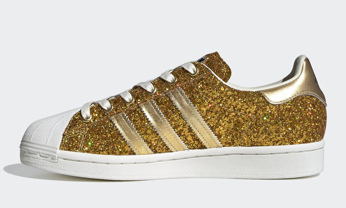 限量 500 双，adidas 发布 24K 金版 Superstar
