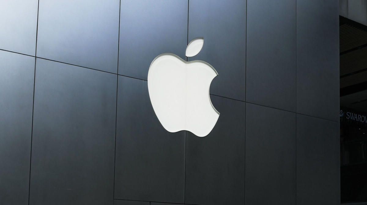 Apple 股价大幅下跌，退出「万亿俱乐部」