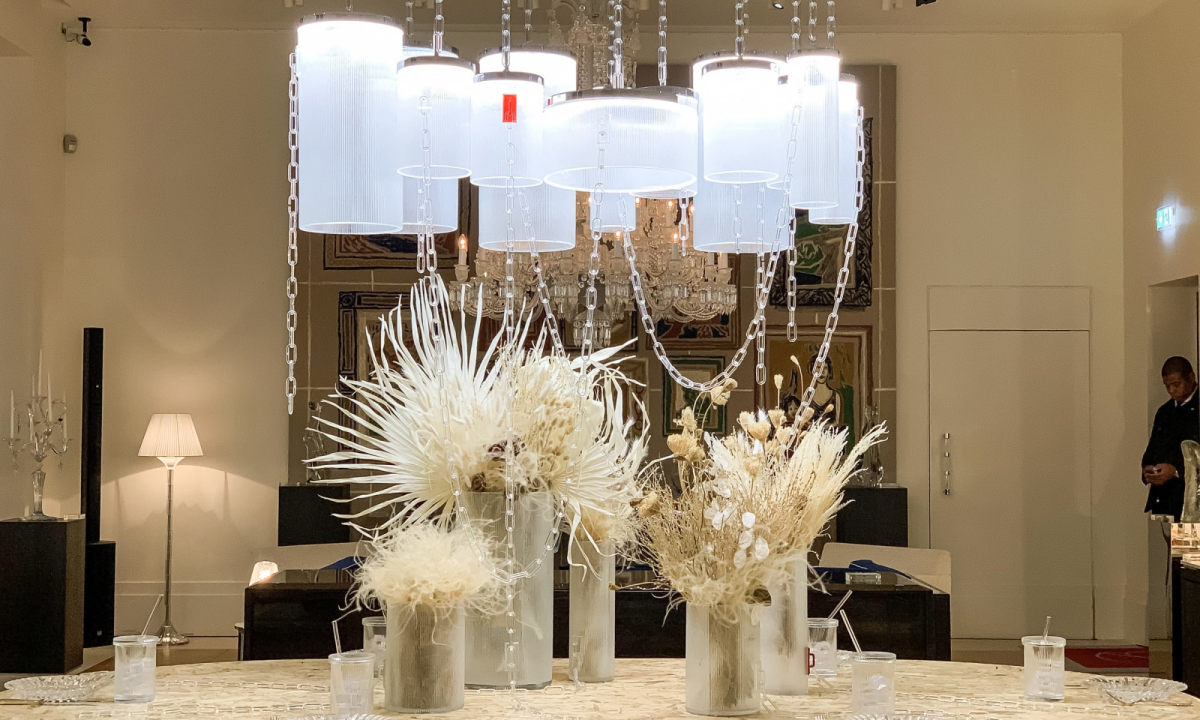 奢华尽显，Virgil Abloh 携手 Baccarat 打造「Crystal Clear」联名系列