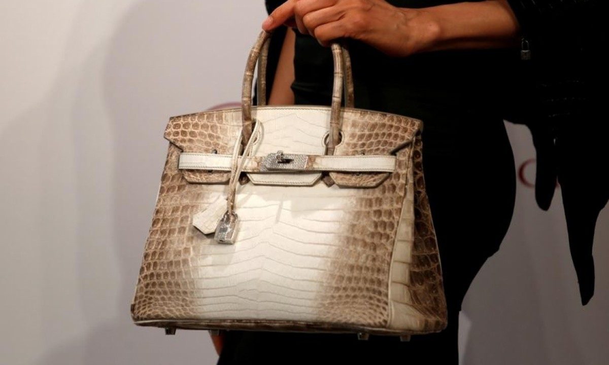 Hermès 将关闭品牌所有的法国生产基地