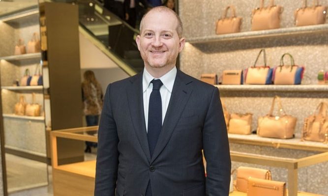 上任不足三年，Coach CEO 选择离职