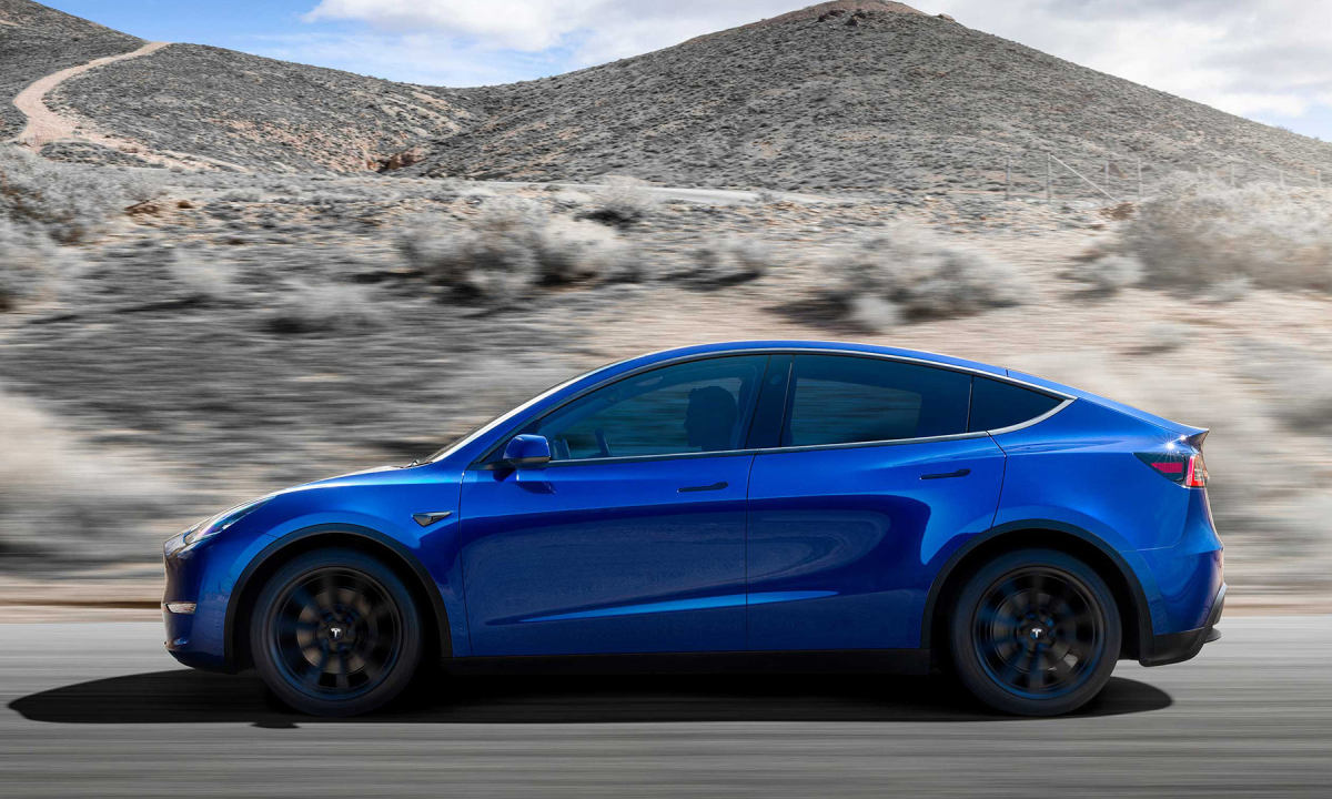 Tesla Model Y 提前半年开始交付