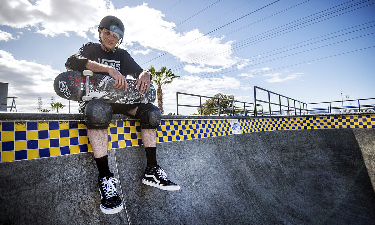 Vans 官宣传奇滑手 Tony Hawk 正式担任品牌大使