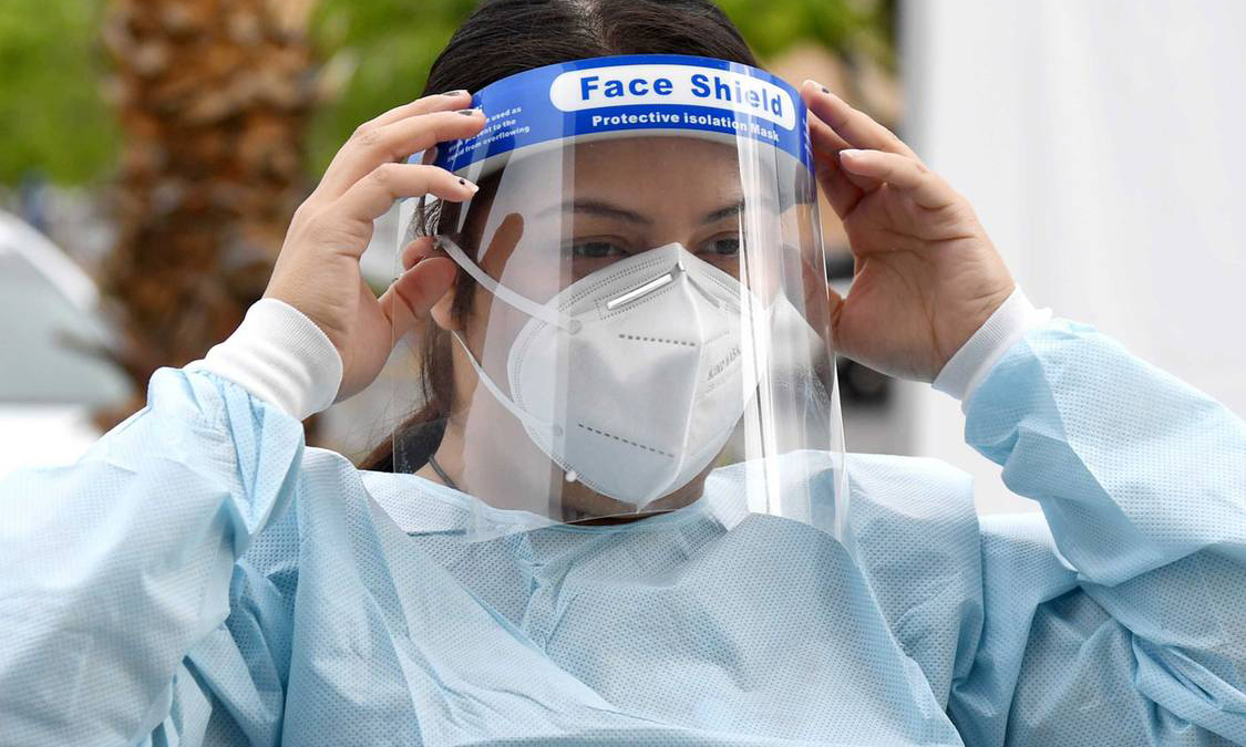 Apple 推出「FACE SHIELD」医护面罩