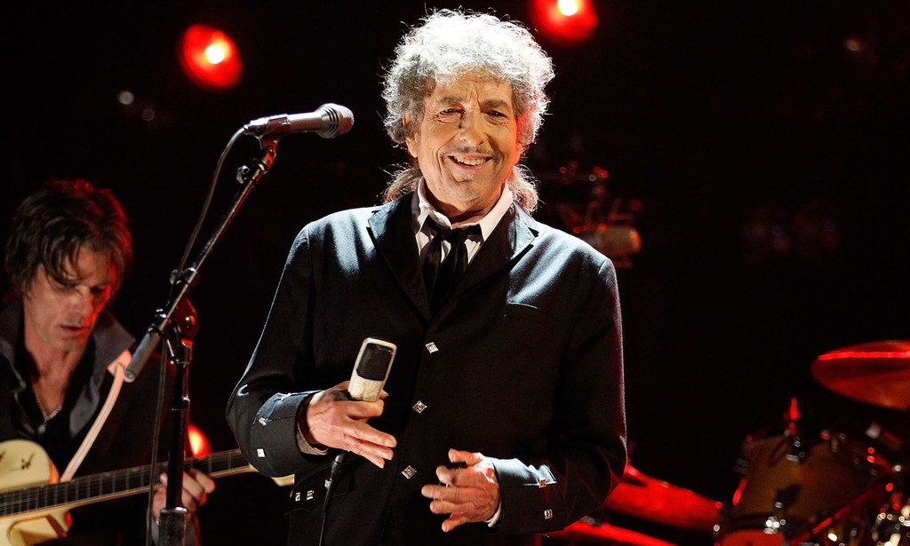 Bob Dylan 凭《Murder Most Foul》首度登顶 Billboard 榜