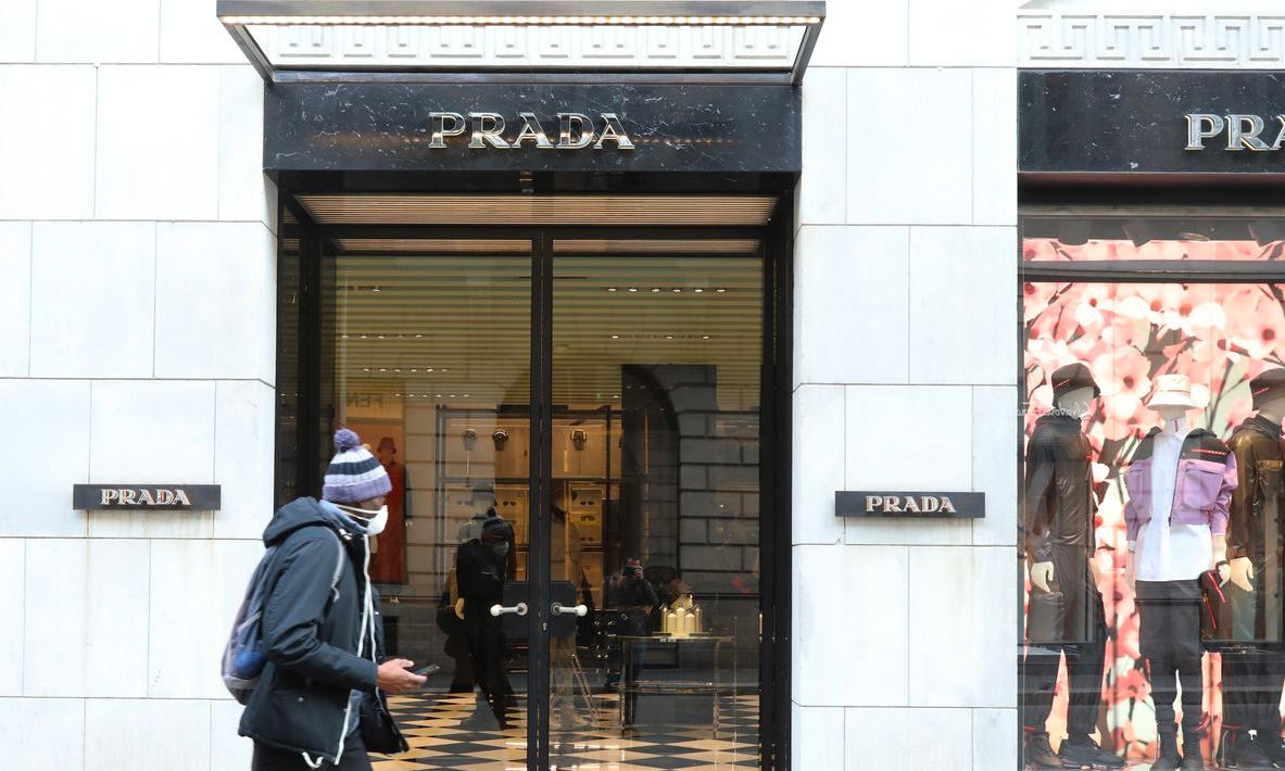 PRADA 给疫情当前的行业当来怎样的启示？