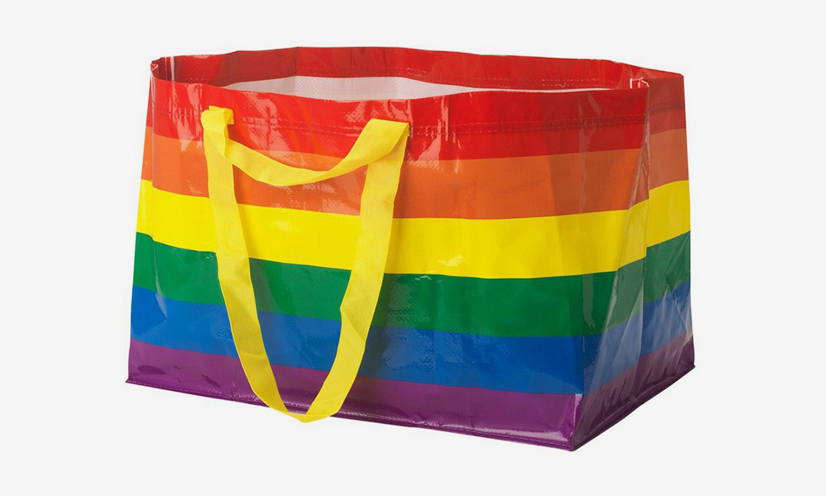 IKEA 推出全新彩虹 FRAKTA Bag 以庆祝同志骄傲月
