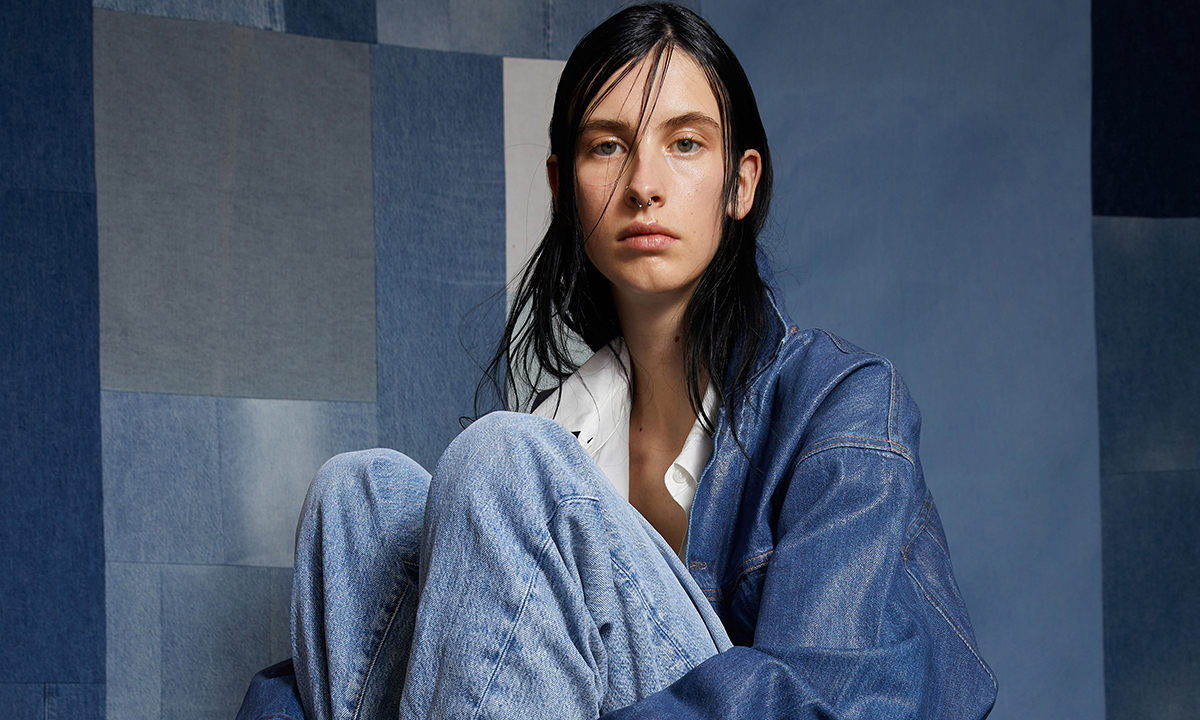 从品牌视角出发，Acne Studios 发布全新 2020 春夏牛仔系列