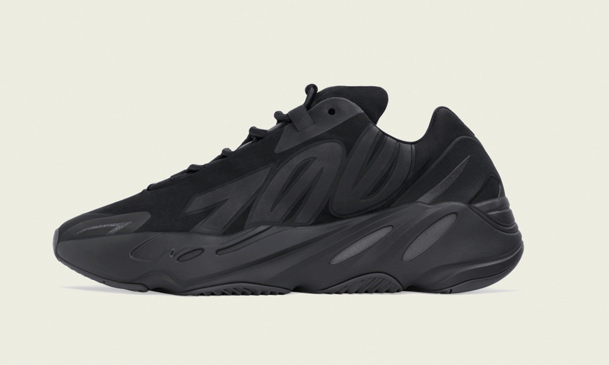YEEZY BOOST 700 MNVN「Black」开启发售预约