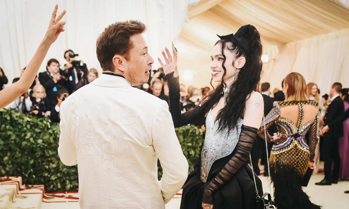 Elon Musk 将其亲生孩子命名为「X Æ A-12 Musk」
