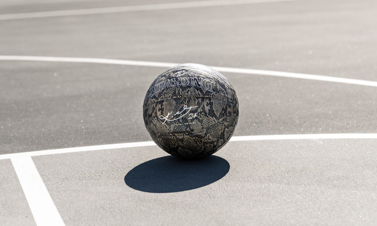 SPALDING 推出全新科比 94  系列限量版篮球